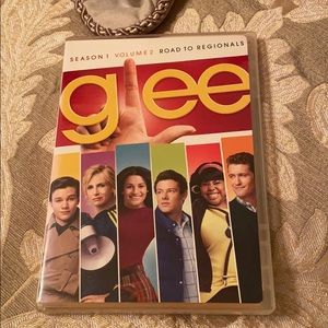 Glee Season 1 Volume 2 Road To Regionals DVD set